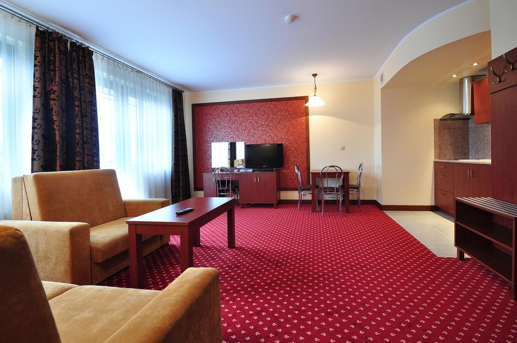 Apartamenty Continental Krynica Morska Cameră foto